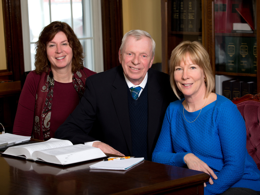 Robert J. Walker Law Firm Joins LLF Lawyers LLP Robert J. Walker Law Firm Joins LLF Lawyers LLP